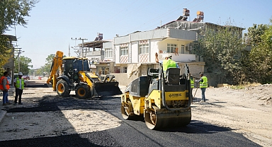 Kahramanmaraş’ta kazılan yollar asfaltlanıyor!