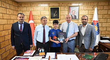 Kahramanmaraş Teknokent’ten Dünya Finaline Giden Genç Yıldız Hamza Kerem Eren’e Sponsorluk Desteği