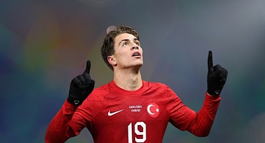 Kenan Yıldız kimdir?