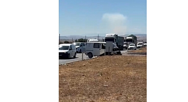 Pazarcık'ta Kamyonet ile Minibüs Çarpıştı: 2 Yaralı