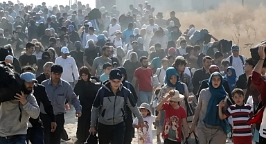 Suriyeliler akın akın gidiyor!