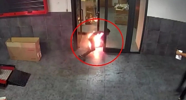 16 yaşındaki çocuk, 15 yaşındaki iş arkadaşını benzin döküp yaktı!