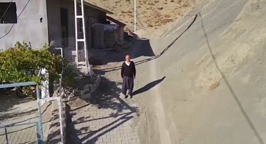 Çağlayanceritli vatandaş, 5 yıldır yapılmayan yolunu gösterip Belediyeye veryansın etti: Yalan söyleyen cehennemliktir!