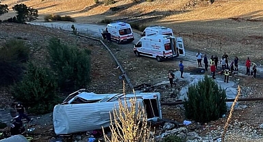 İşçileri Taşıyan Minibüs Şarampole Yuvarlandı! 5 Ölü, 14 Yaralı