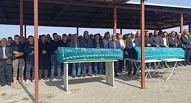 Kahramanmaraş’ta acı kare! Anne ve kızı yan yana defnedildi!