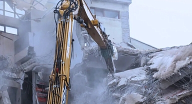 Kahramanmaraş’taki davada müteahhit kendini böyle savundu “50 yıllık kalıpçımız oradan kızına daire almazdı