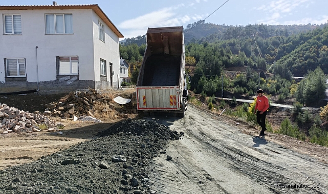 Onikişubat Belediyesi, 10 kırsal mahallede ulaşım ağını güçlendiriyor!