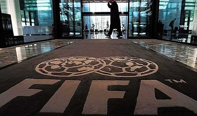 Süper Lig'de FIFA depremi: Transfer yasağı geldi!