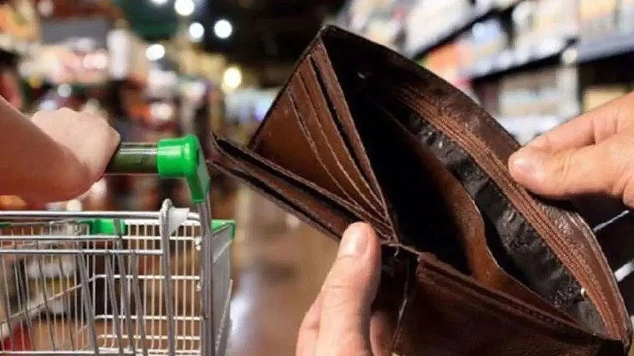 Açlık Sınırı Asgari Ücreti Aştı: Yoksulluk Sınırı 100 Bin TL’ye Yaklaştı