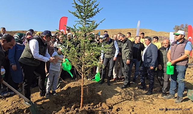 Ak Parti Kahramanmaraş Teşkilatı Fidanları Toprakla Buluşturdu!
