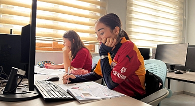 Büyükşehir’in Gençlik Merkezinde Hem Ders Çalışma Hem Sosyalleşme İmkânı!