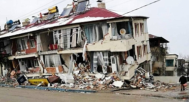 Depremin 1000. Gününde Adalet Arayışı: Kahramanmaraş’taki Saray Apartmanı Davası Başlıyor