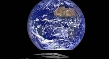 Dünya'nın ekseninde 80 santimetrelik kayma tespit edildi!