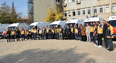Kahramanmaraş'ın Acil Sağlık Gücüne Takviye: 9 Yeni Tam Donanımlı Ambulans Hizmete Girdi