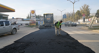 Kahramanmaraş’ta Asfalt ekibi yollarda!
