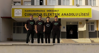 Kahramanmaraşlı Öğrenciler Kendi Ürettikleri Robotla Dünya Üçüncüsü Oldu!