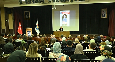 Vehbi Vakkasoğlu KSÜ’de “İrfan Geleceğimizin Bilinmeyenleri” Konulu Konferans Verdi