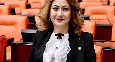 Zuhal Karakoç: “Devletin şefkat eli Kahramanmaraş’a her daim uzanmalıdır”