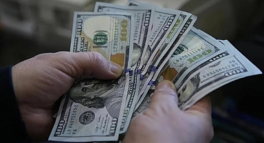 50 Dolarlık Banknot Alarmı! Bankalar Alımı Durdurdu, Dövizciler Komisyon Kesmeye Başladı