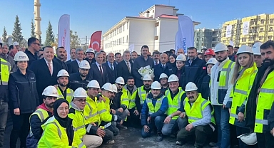 Bakan Murat Kurum Kahramanmaraş'tan böyle mesaj verdi;