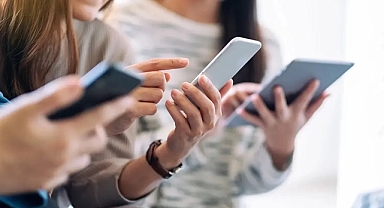 Cep telefonu aboneliğinde köklü değişim! Hatlar 3 ayda kapanacak!