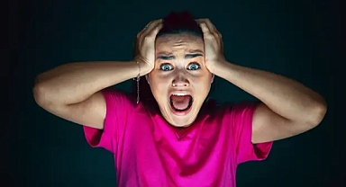 Gençler Arasında Yeni Bir Kaygı Sessizce Büyüyor: “Peniafobi”