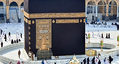 Hac Öncesi Kutsal Mekânlarda Çekim Yasağı Getirildi