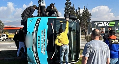 Kahramanmaraş'ta halk otobüsü devrildi! Yaralılar var…