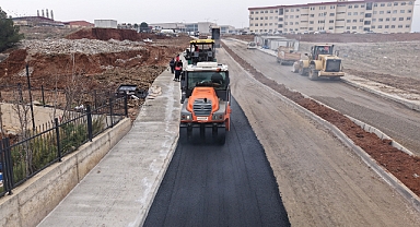 Kahramanmaraş’ta yurtların olduğu bölgeye yeni yol!