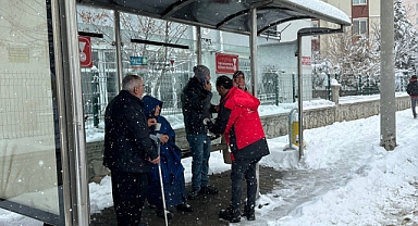 Onikişubat’ta kar soğuğuna karşı sıcak dayanışma!