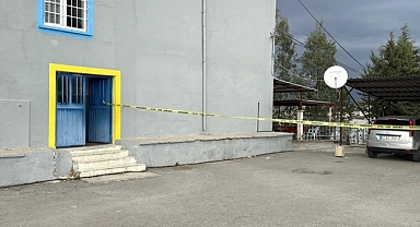 Ortaokul öğrencisi okul müdürünü tüfekle vurdu!