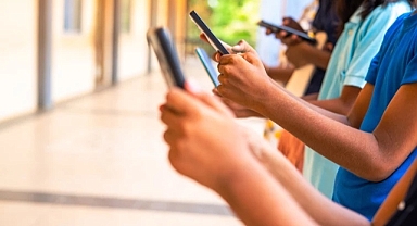 15 Yaş Altı Sosyal Medya Yasağı Nedir? Türkiye’de Çocuklara Sosyal Medya Yasağı Ne Zaman Başlayacak?