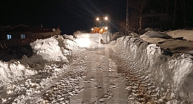 Kahramanmaraş’ta Karla Mücadelede Tam Kadro Mesai!