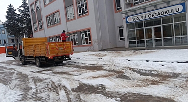 Kahramanmaraş’ta Okul Çevrelerinde Kış Mesaisi!