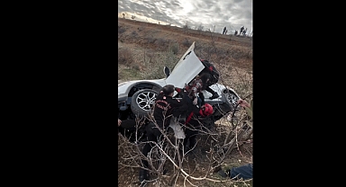 Kahramanmaraş’ta otomobil zeytin bahçesine uçtu!