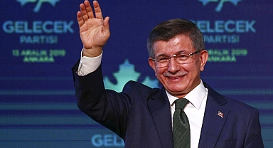 Ahmet Davutoğlu: “Maddi sıkıntılar yaşıyorum” dedi!