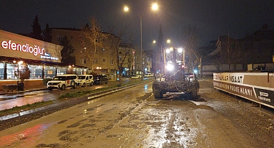 Altyapı Çalışmasının Devam Ettiği Yollardaki Bozulmalar Gideriliyor!