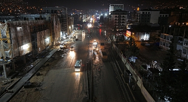 Azerbaycan Bulvarı’nda Gece Gündüz demeden çalışma!