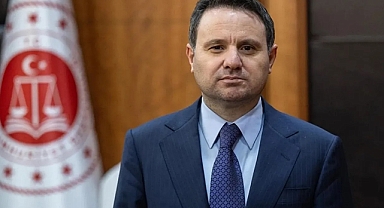 Bakan Gürlek’ten Sosyal Medya Açıklaması: “İtibar Suikastı Tarih Olacak”