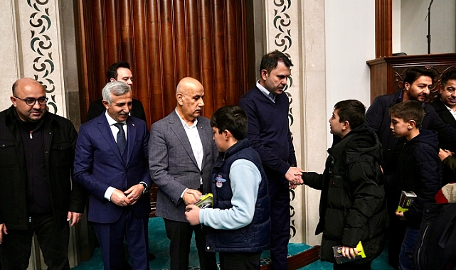 Bakan Kurum Sabah Namazını Kahramanmaraş'ta kıldı!