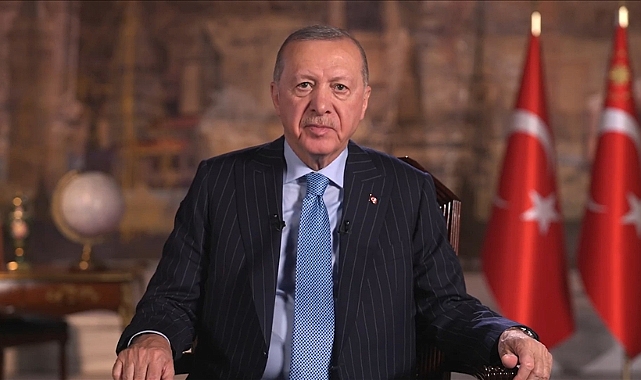 Cumhurbaşkanı Erdoğan'dan Depremzedelere Müjde: 18 Yıl Sabit Taksit, Faizsiz Konut İmkânı