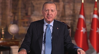 Cumhurbaşkanı Erdoğan'dan Depremzedelere Müjde: 18 Yıl Sabit Taksit, Faizsiz Konut İmkânı