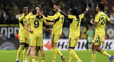 Fenerbahçe - Nottingham Forest Maçı Rövanşlı mı? UEFA Avrupa Ligi Play-Off Formatı ve Maç Tarihleri