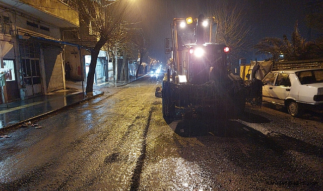 Kahramanmaraş Büyükşehir’den Yollara Anında Müdahale!