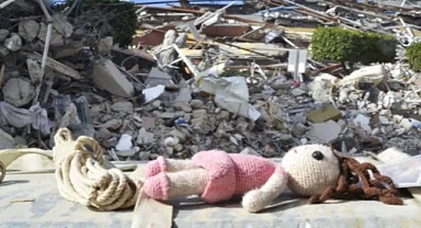 Kahramanmaraş Depreminde Kaybolan Çocuklar Kaçırıldı mı? Epstein Adası İddialarının Gerçek Yüzü