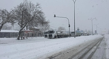 Kahramanmaraş-Kayseri Karayolu Tır ve Çekicilere Yeniden Açıldı!