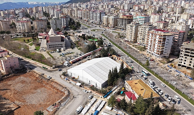 Kahramanmaraş’ta çadırlar kuruldu nefisler tutuldu, iftar saati bekleniyor…