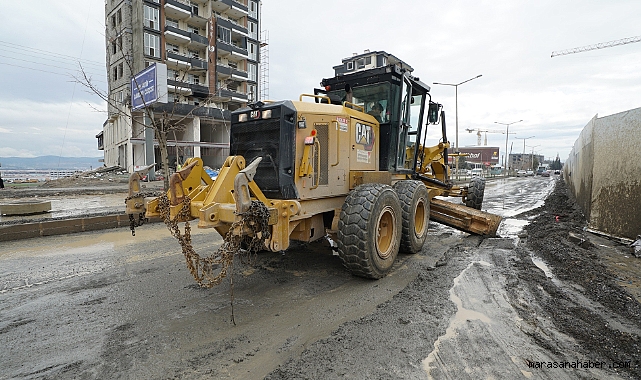 Kahramanmaraş’ta yollardaki çukurlar Hızlıca Onarılıyor!
