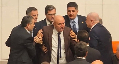 Meclis'te kavga çıktı! CHP’li vekilin burnu kanadı!