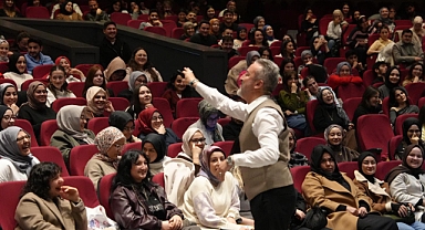 Onikişubat Belediyesi’nin YKS ve KPSS Kazandıran Taktikler Kampı yoğun ilgi gördü!